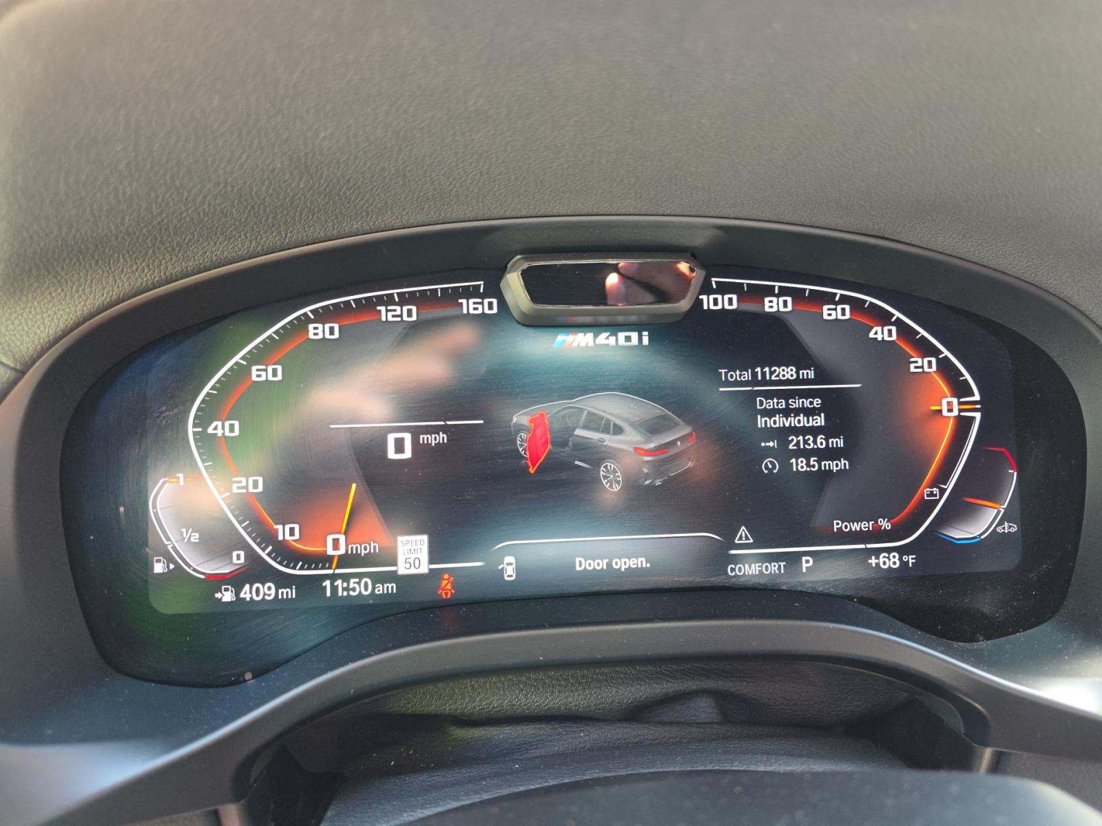 2025 BMW X4 M40i AWD