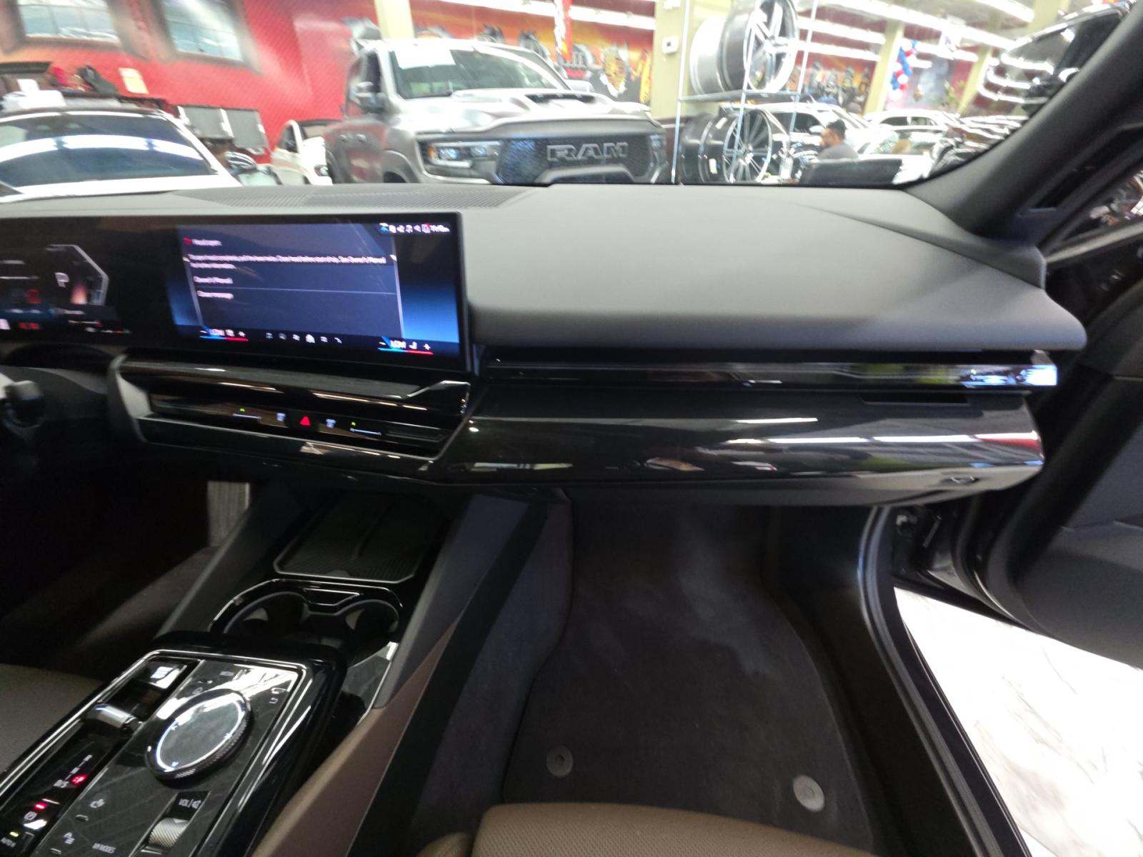 2026 BMW 5 Series 530i xDrive AWD