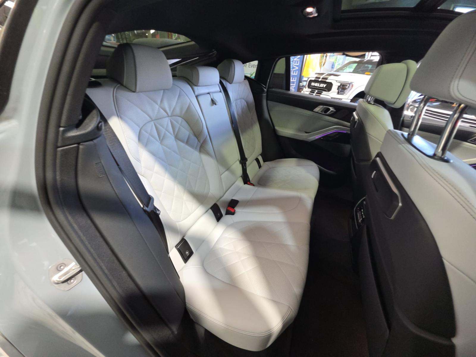 2026 BMW X6 xDrive40i AWD