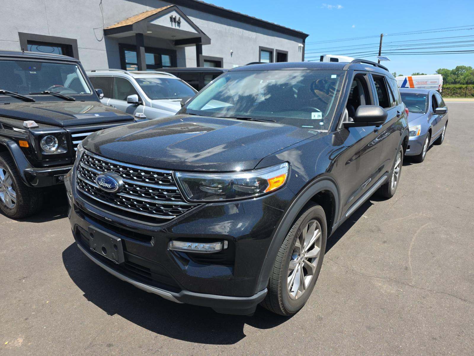 FORD EXPLORER - 1