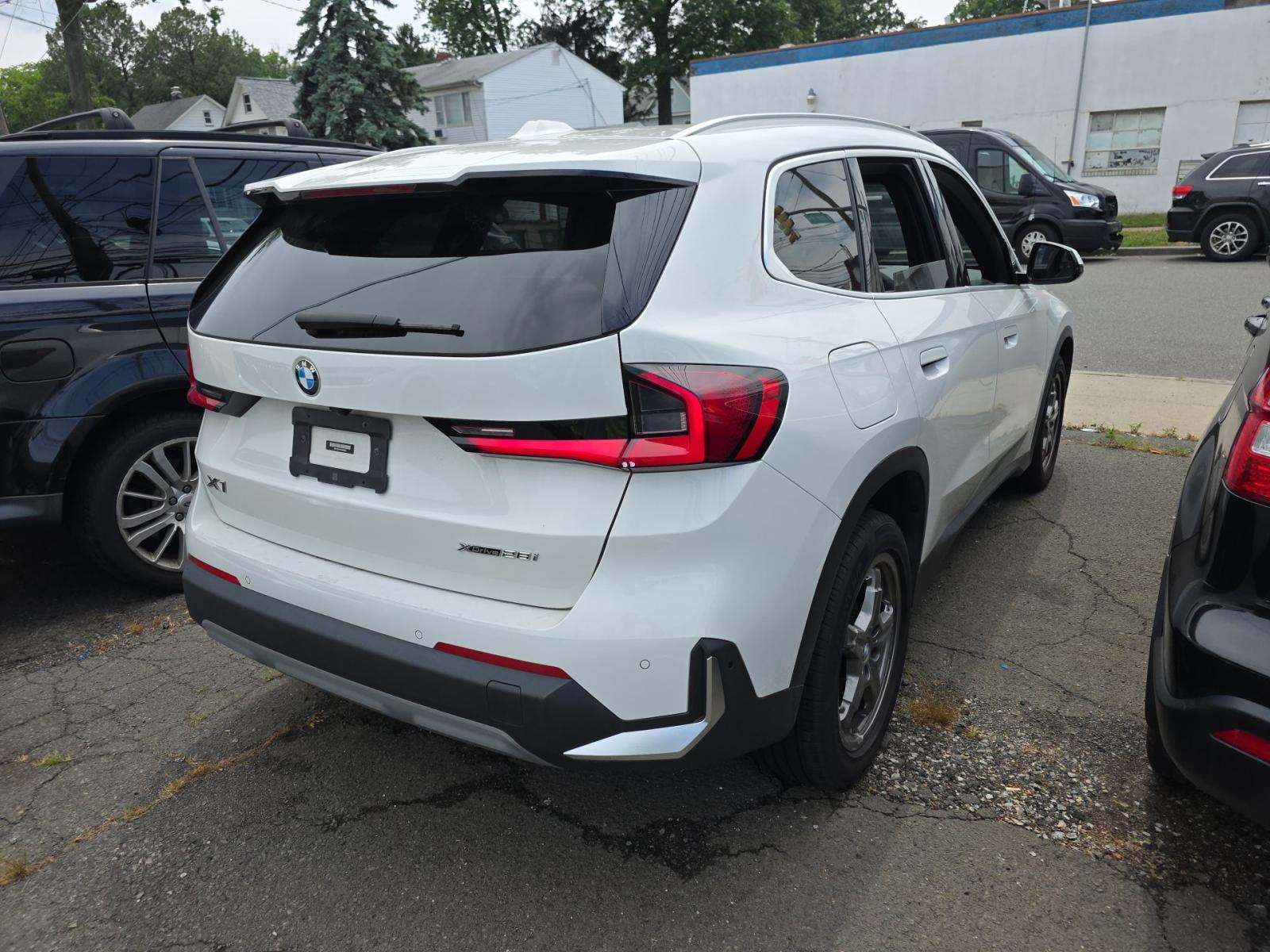 2023 BMW X1 xDrive28i AWD