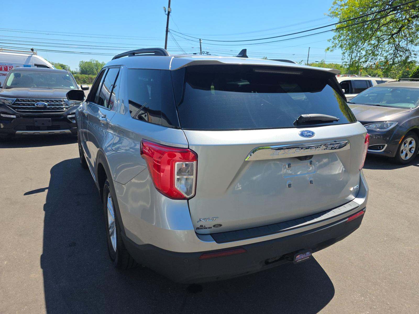 FORD EXPLORER - 2