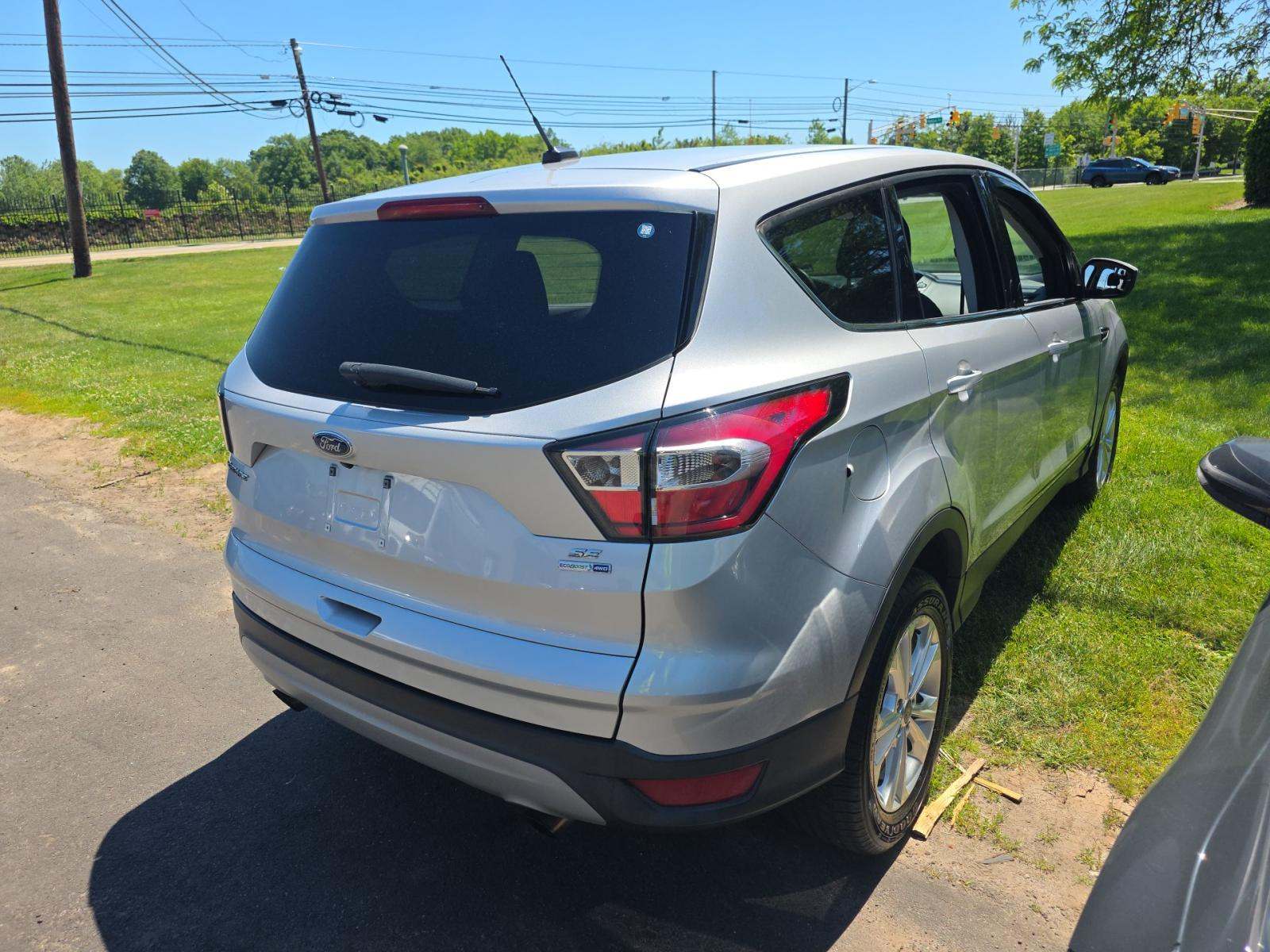 FORD ESCAPE - 3