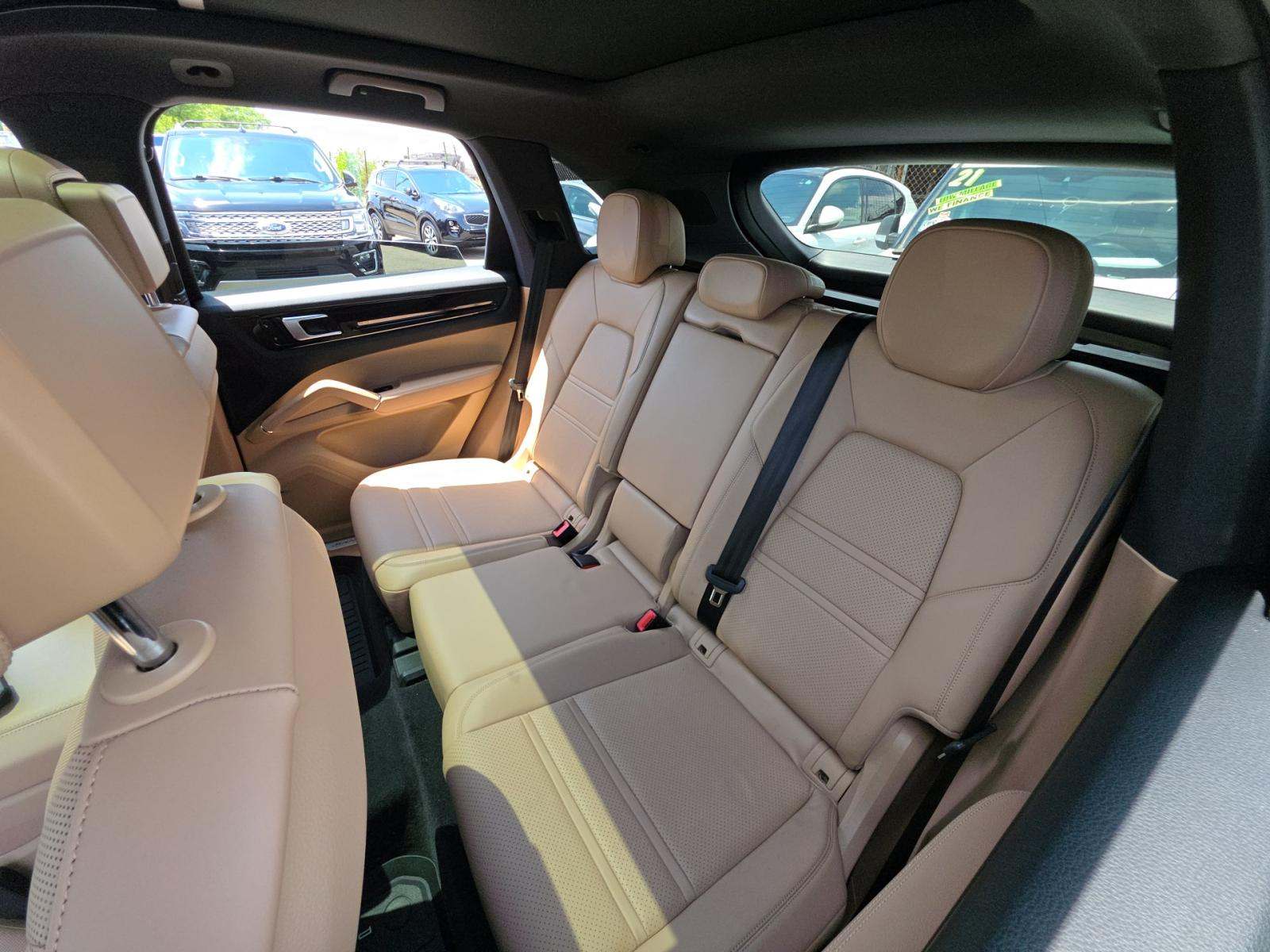 2019 Porsche Cayenne Base AWD