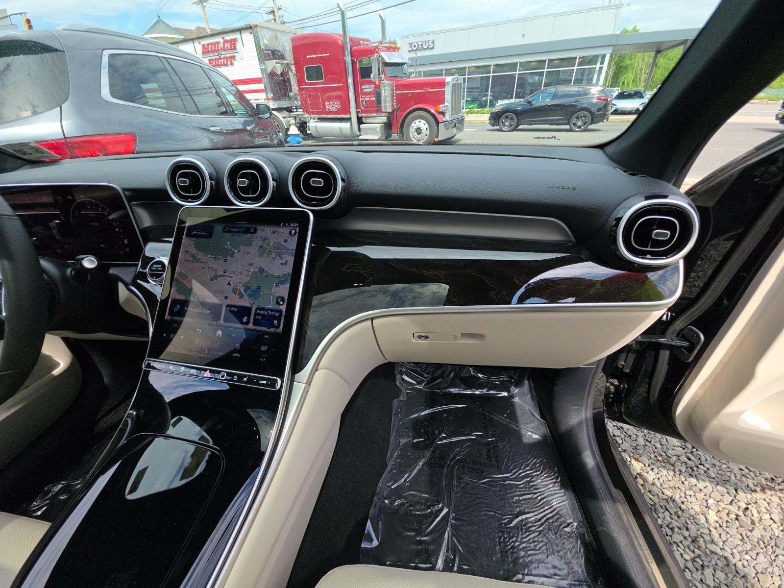2025 Mercedes-Benz GLC GLC 350e AWD