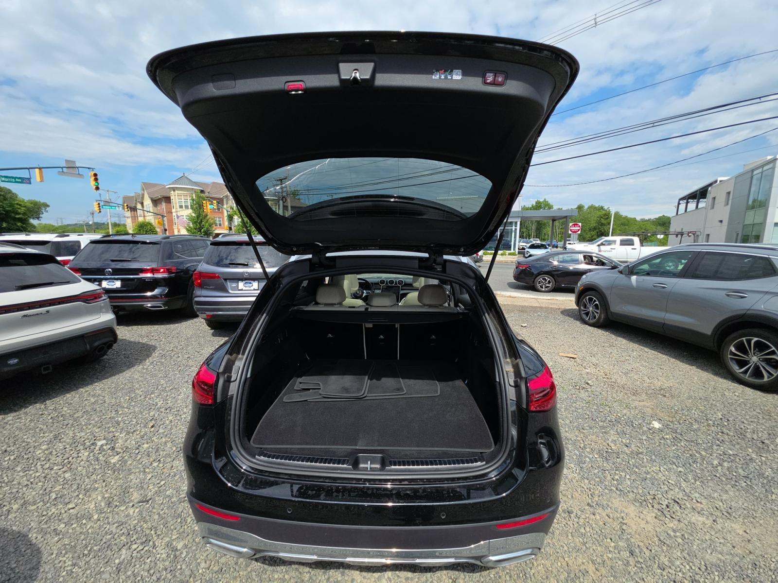 2025 Mercedes-Benz GLC GLC 350e AWD