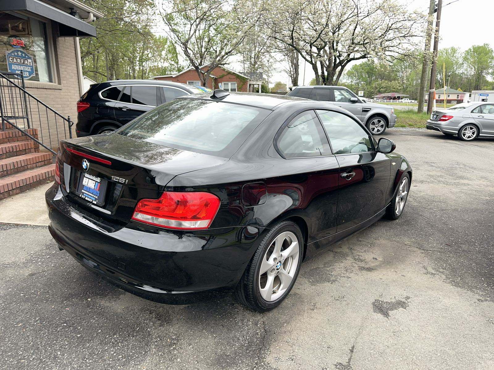 2012 BMW 1 Series 128i RWD