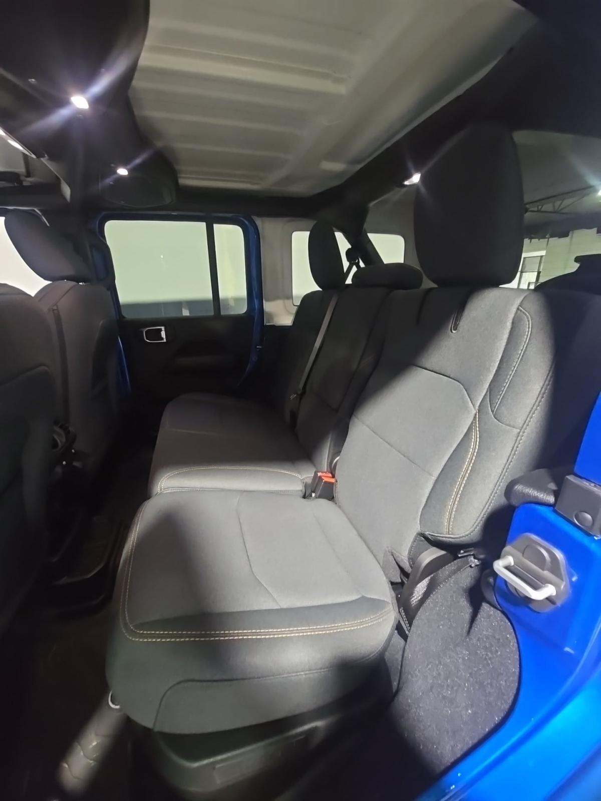 2024 Jeep Wrangler 4xe Sahara AWD