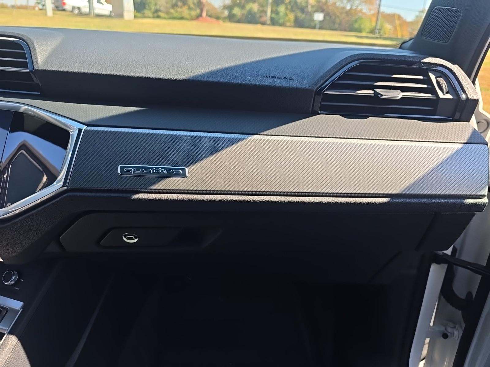 2024 Audi Q3 S line Premium AWD