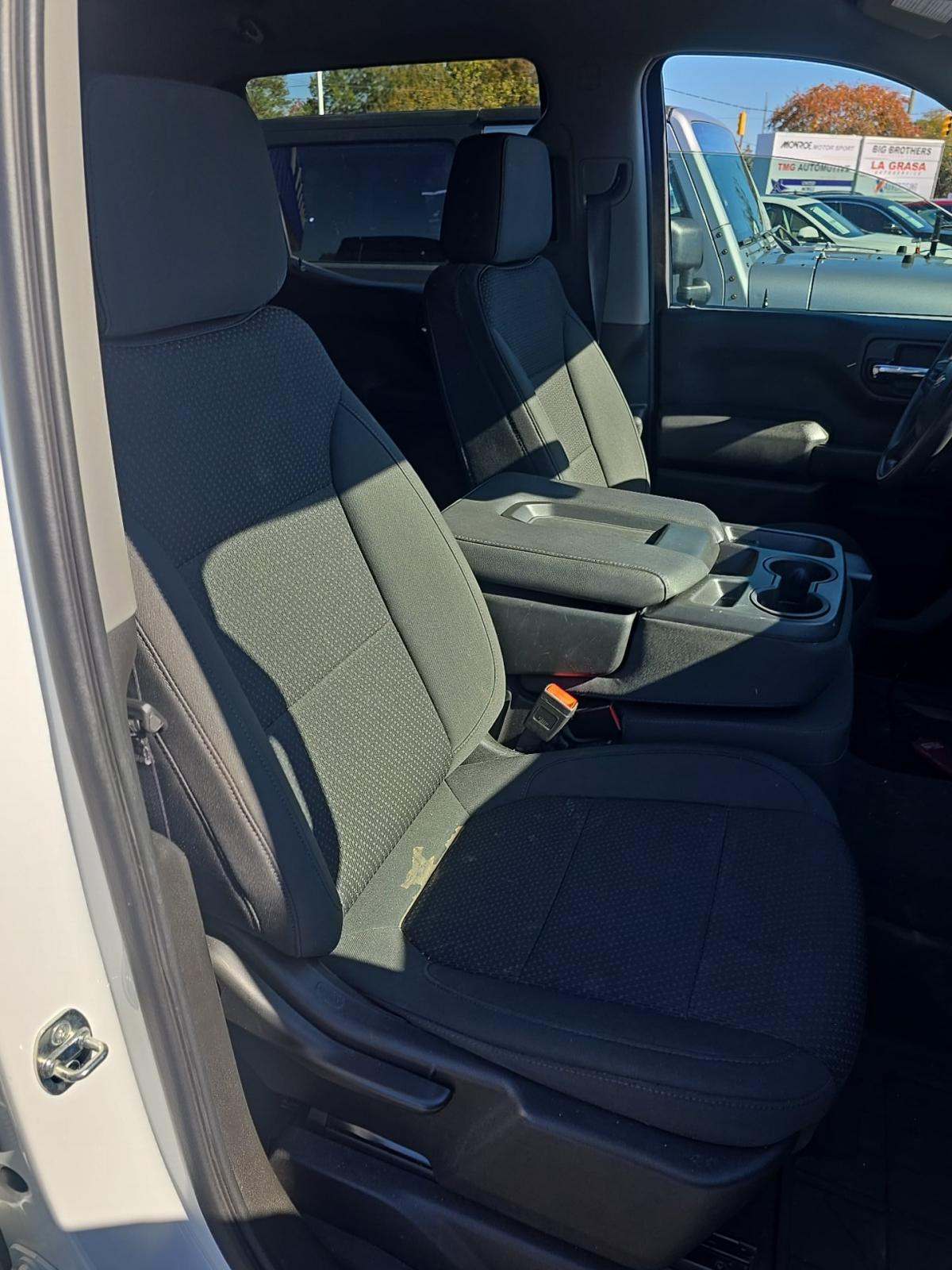 2021 Chevrolet Silverado 1500 Custom AWD