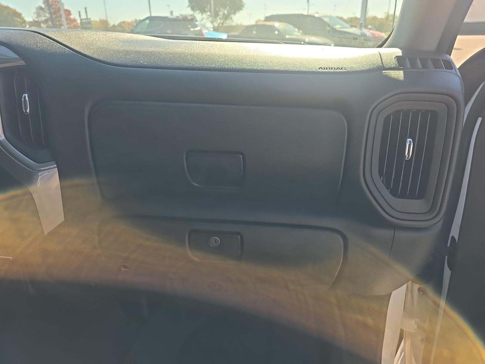 2021 Chevrolet Silverado 1500 Custom AWD