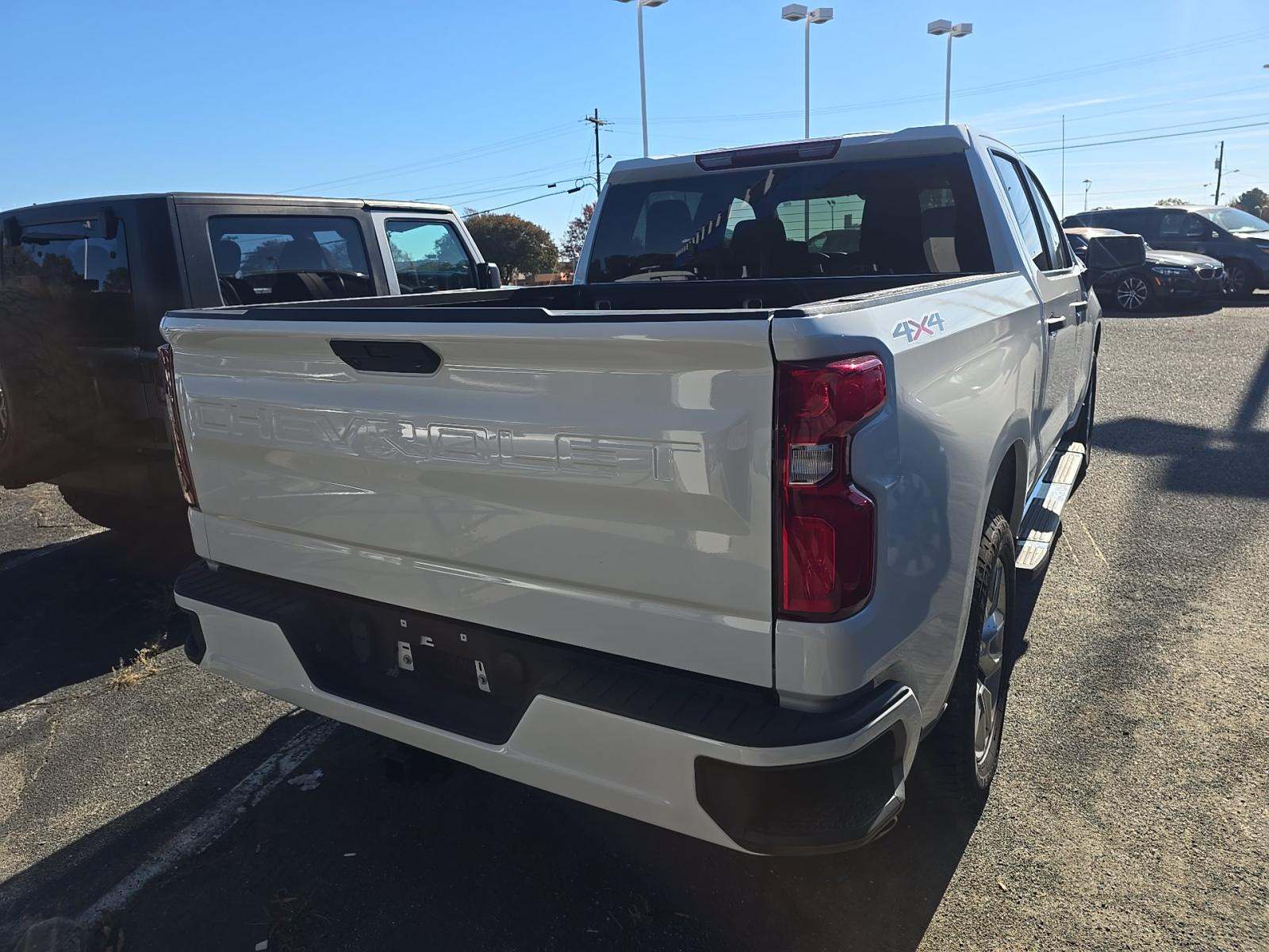 2021 Chevrolet Silverado 1500 Custom AWD