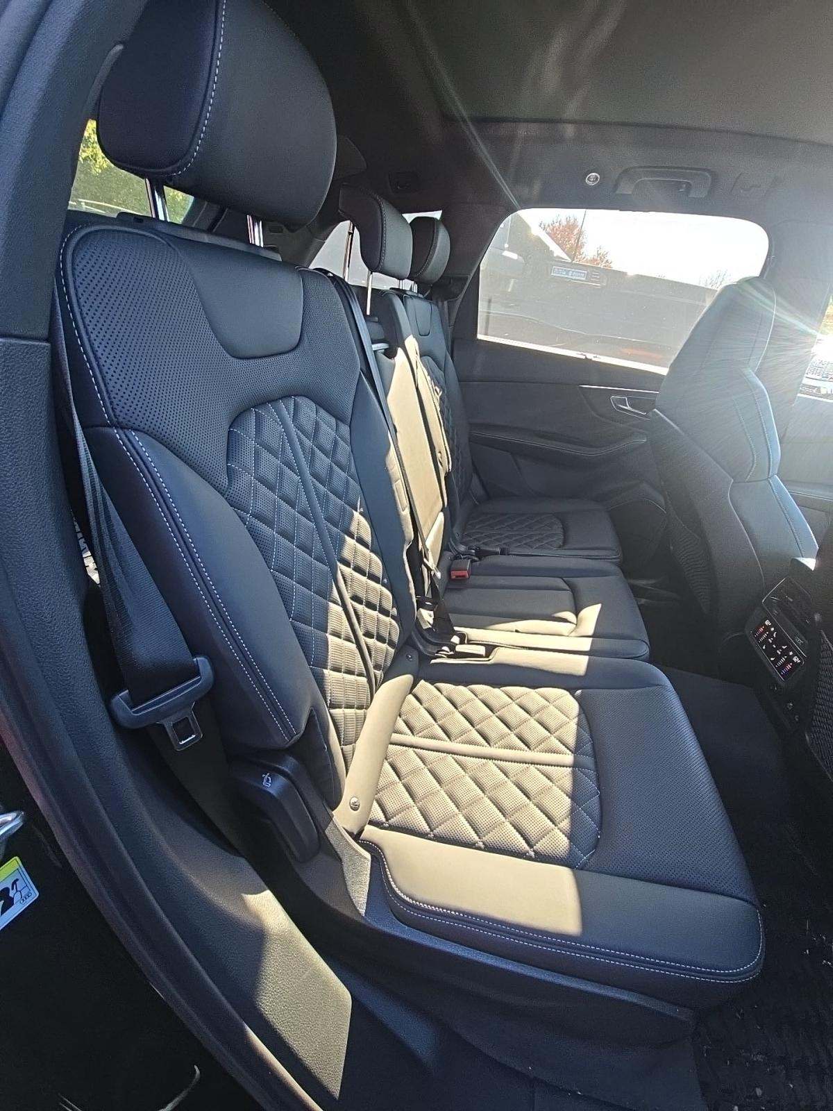 2025 Audi SQ7 Prestige AWD