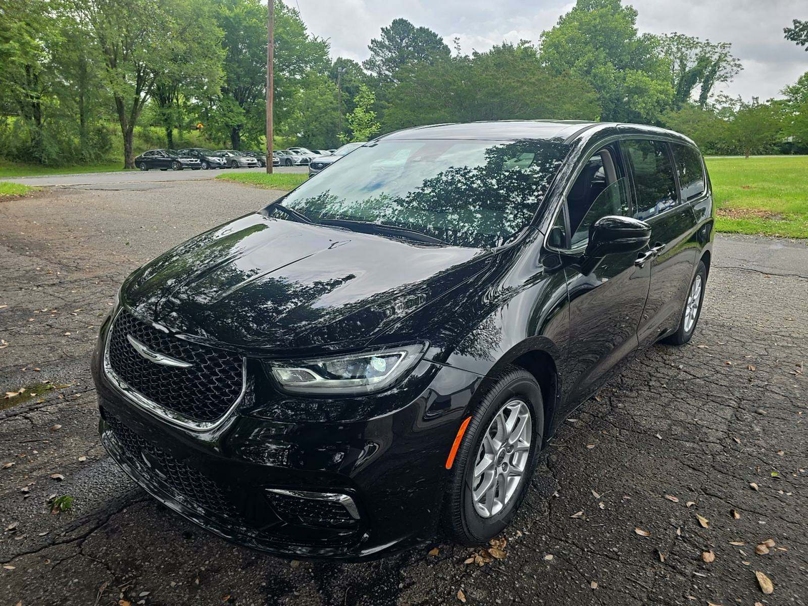 2024 Chrysler Pacifica Touring L FWD