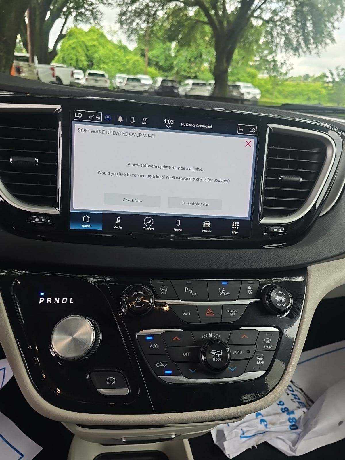 2024 Chrysler Pacifica Touring L FWD