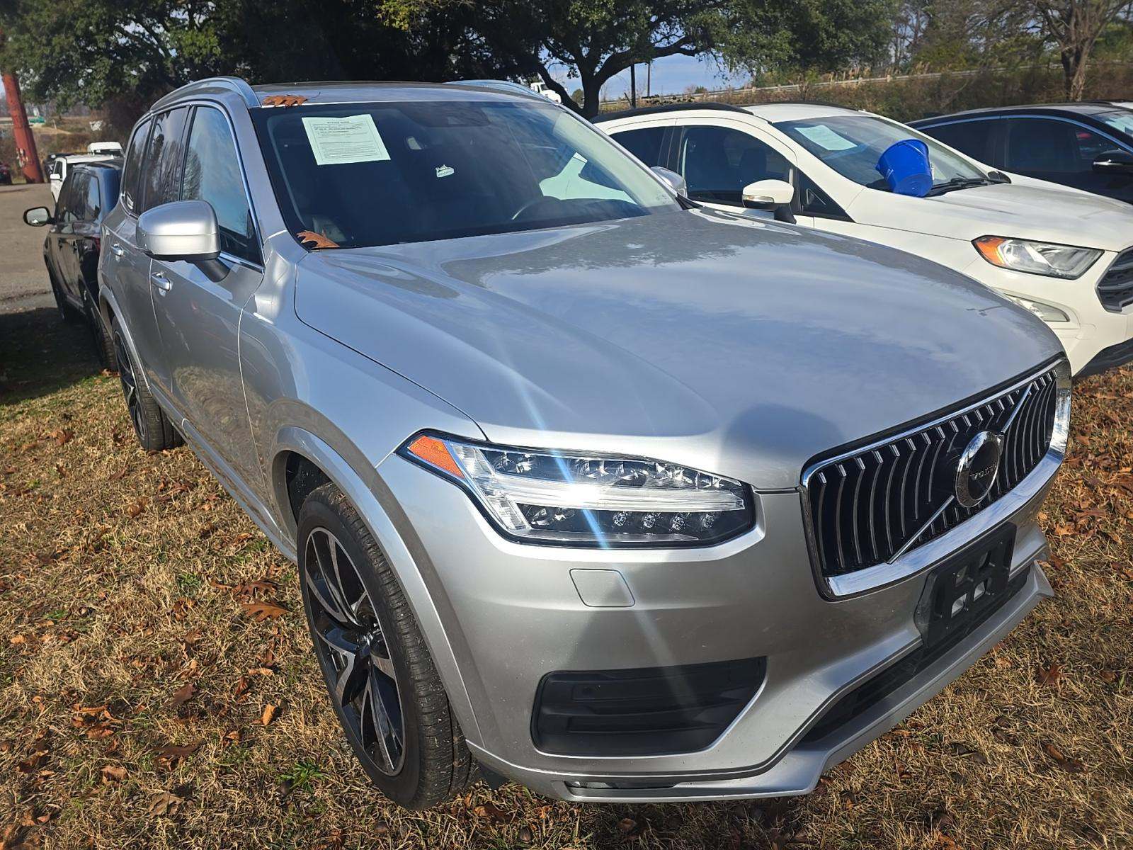 2022 Volvo XC90 T6 Momentum AWD