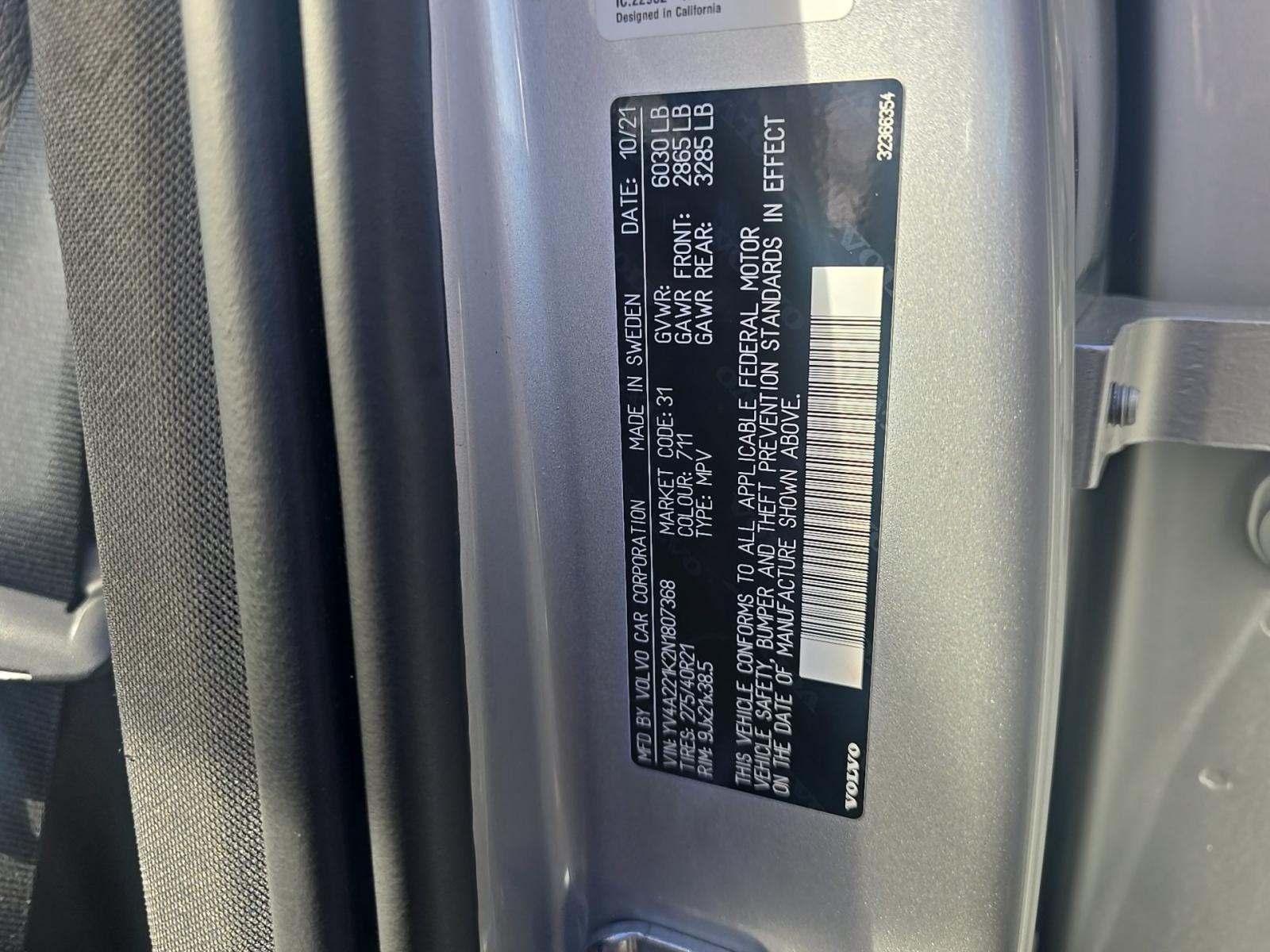 2022 Volvo XC90 T6 Momentum AWD