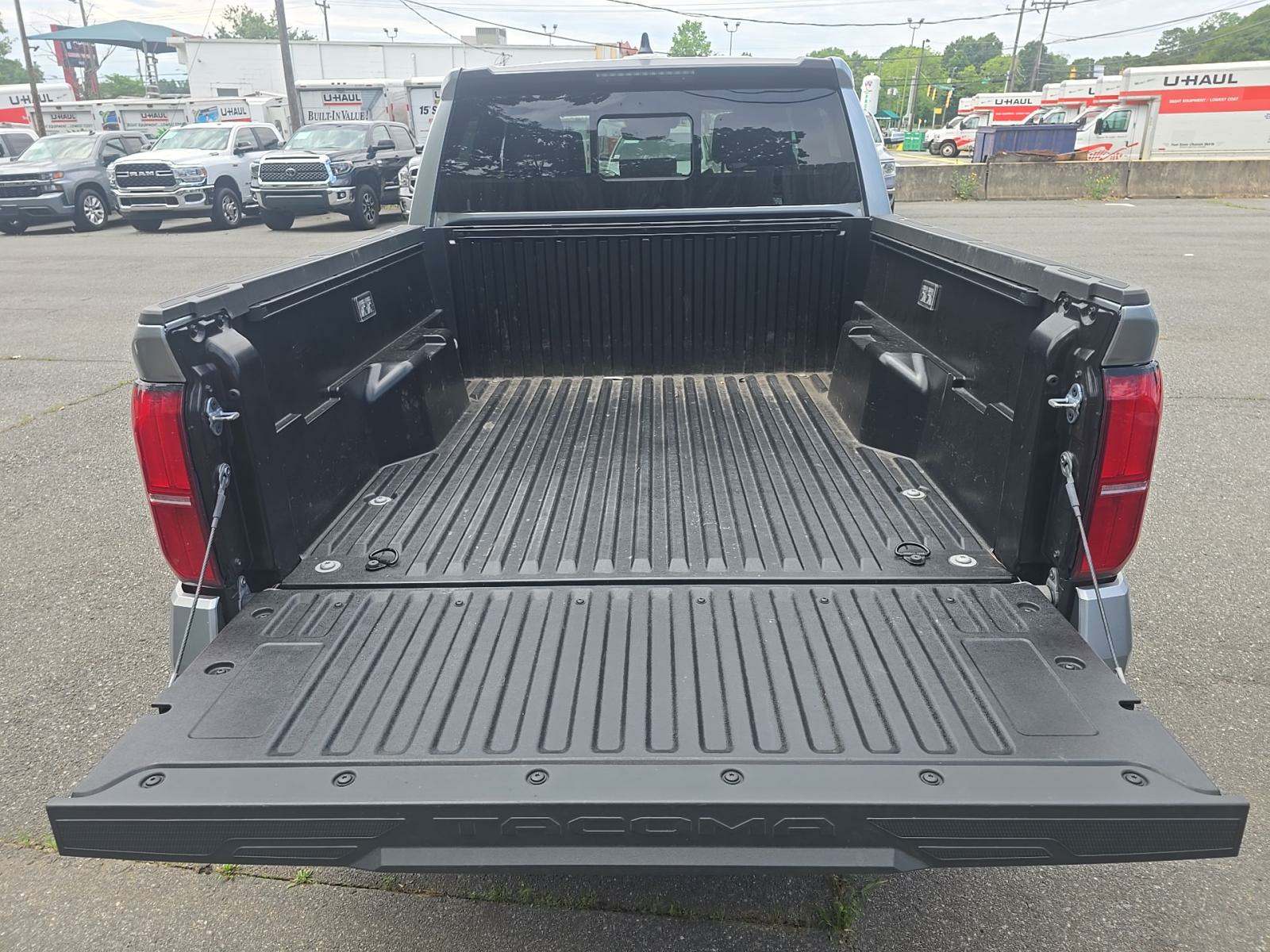 2024 Toyota Tacoma SR5 RWD