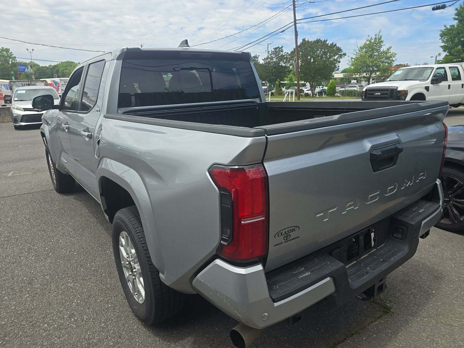 2024 Toyota Tacoma SR5 RWD