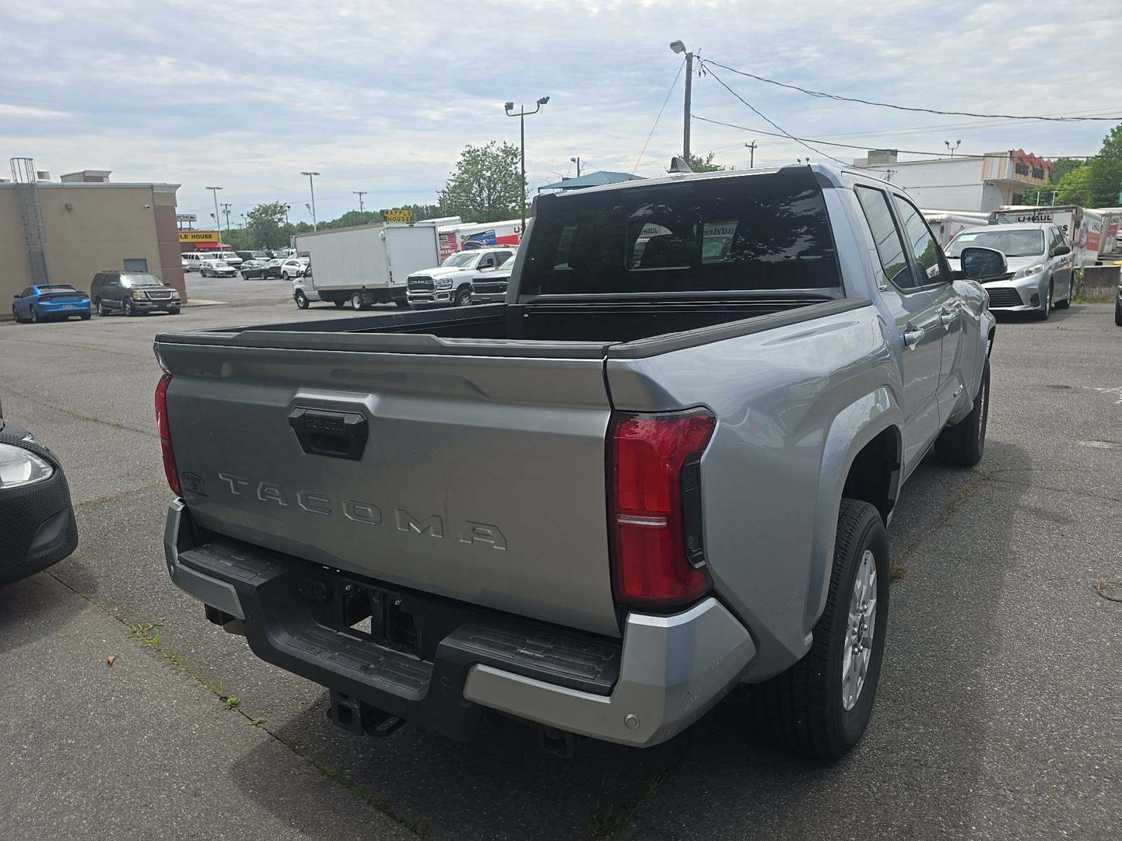 2024 Toyota Tacoma SR5 RWD