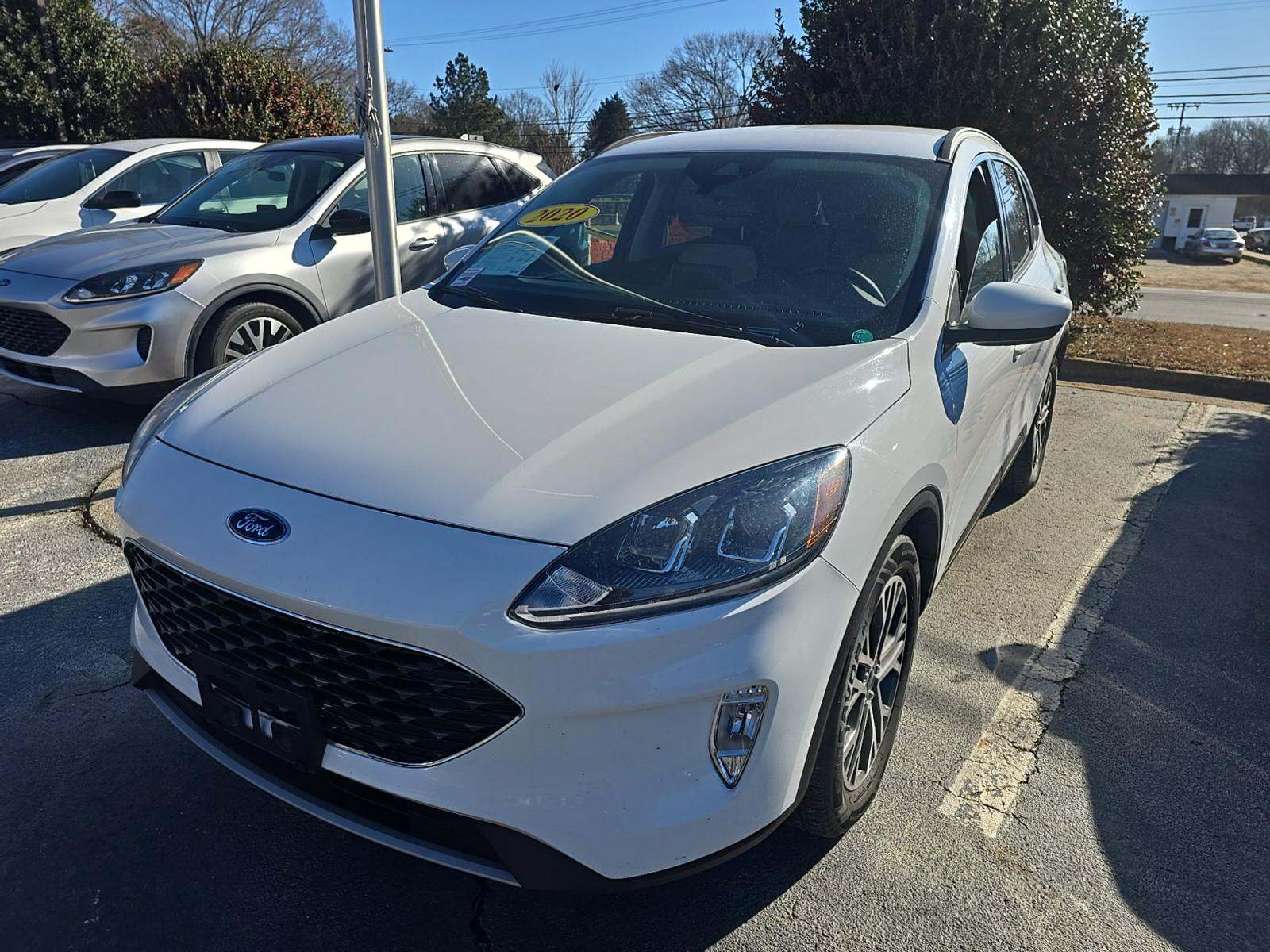 2020 Ford Escape SEL FWD