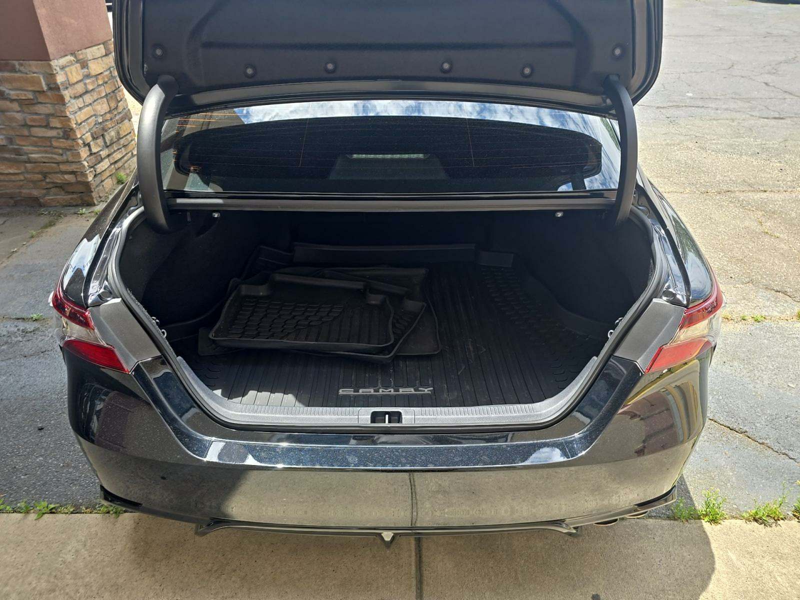 2024 Toyota Camry SE FWD