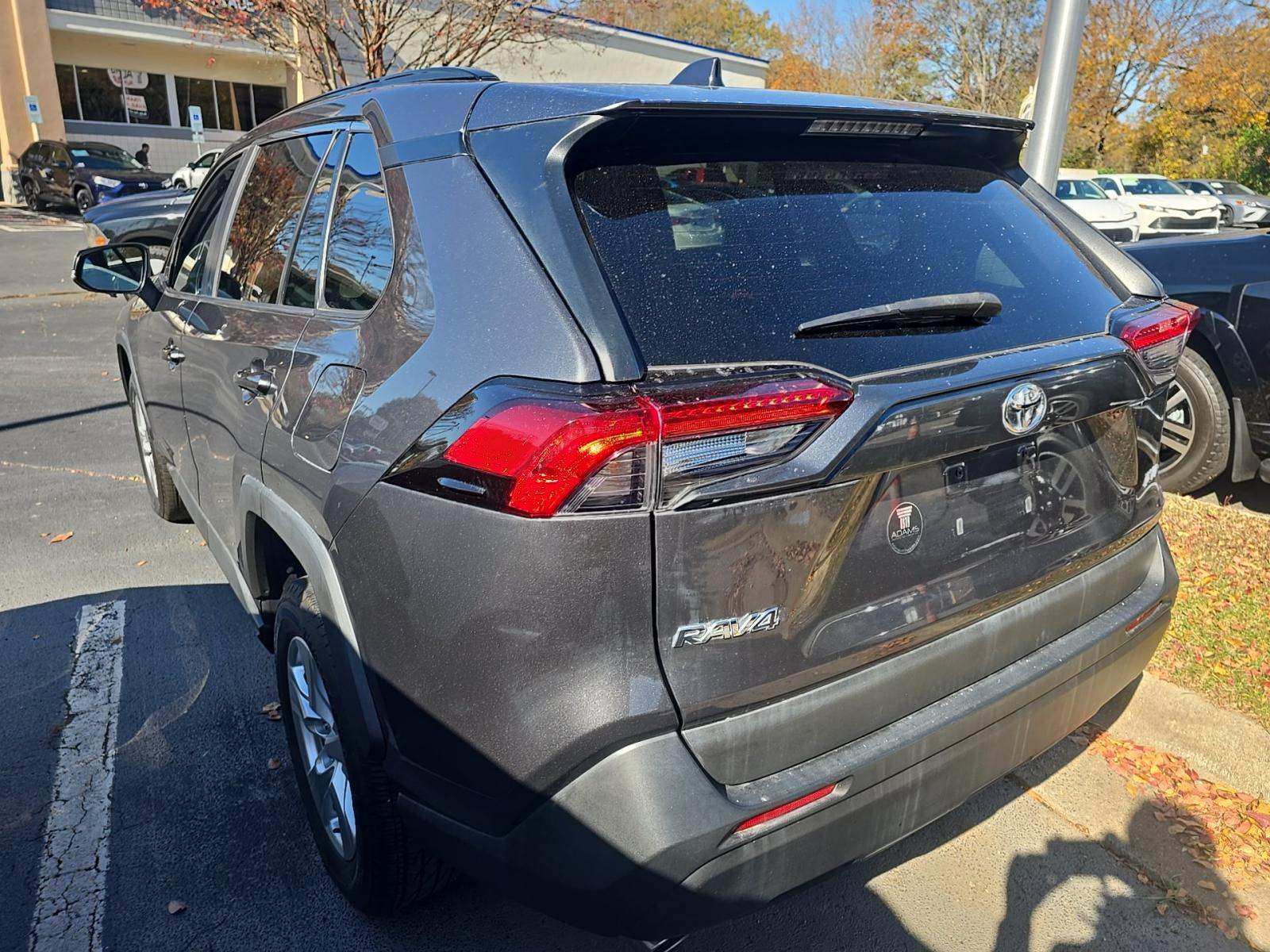 2021 Toyota RAV4 XLE FWD