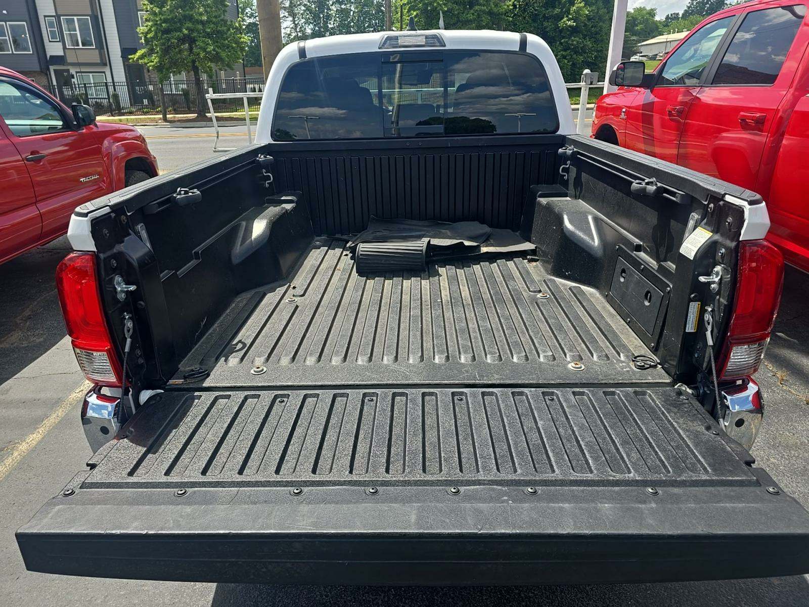 2021 Toyota Tacoma SR5 AWD