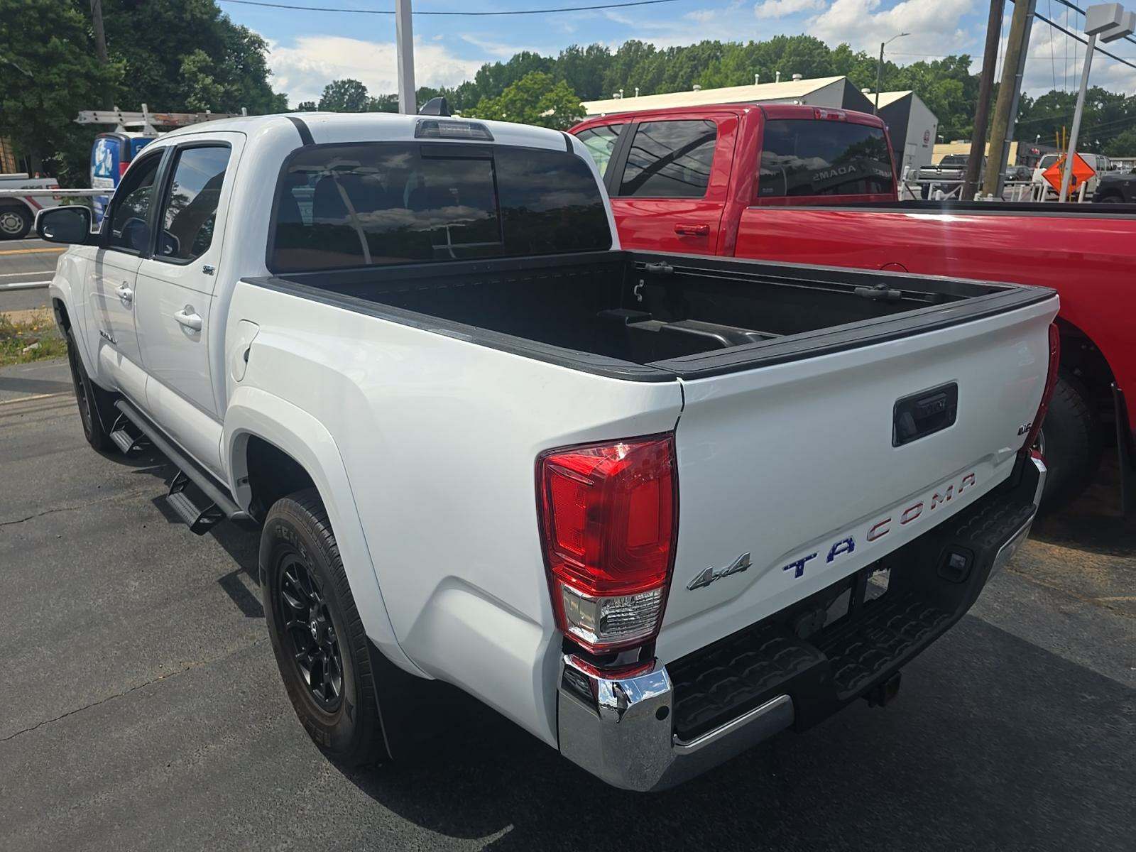 2021 Toyota Tacoma SR5 AWD
