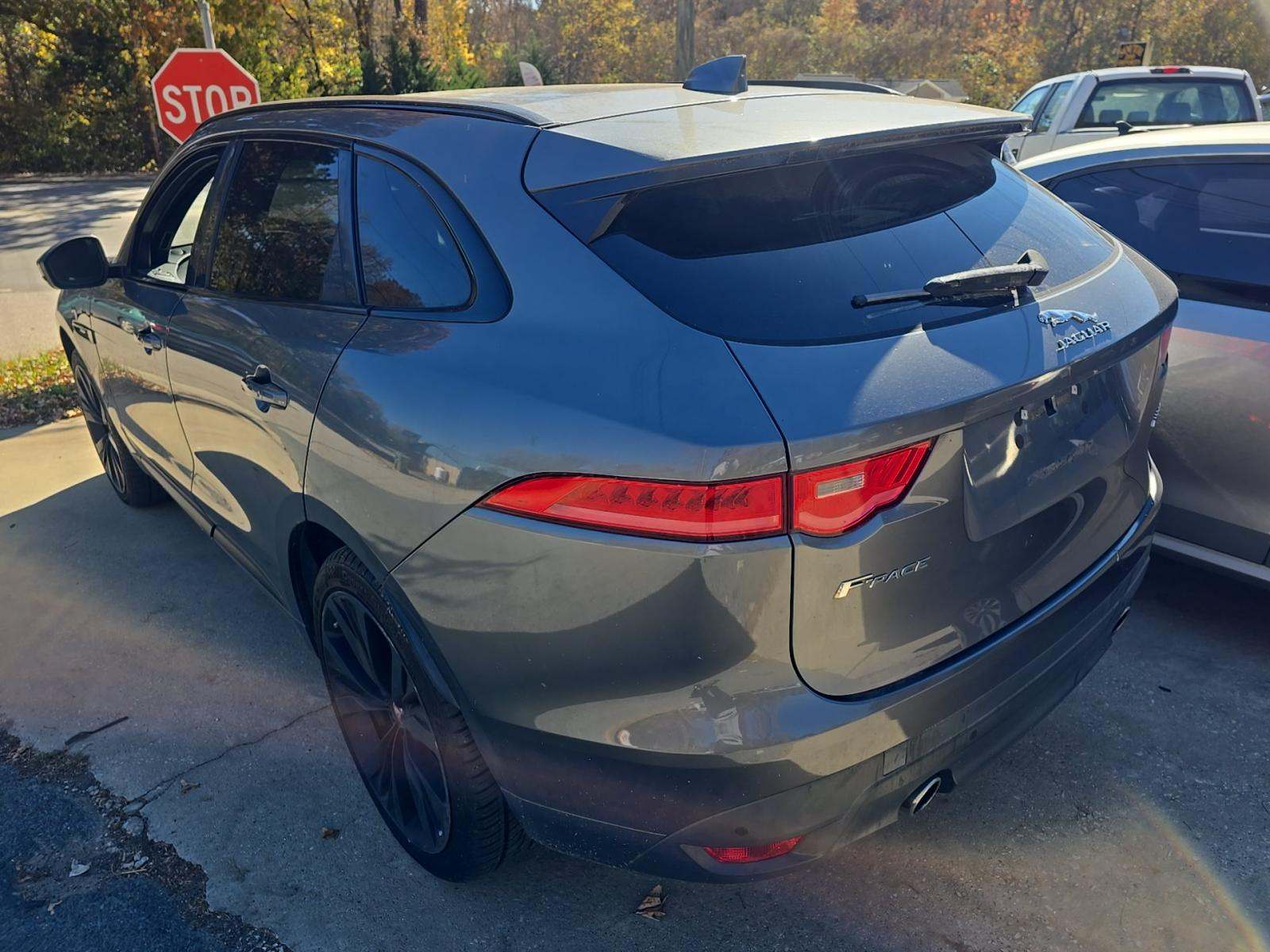 2017 Jaguar F-PACE 35t R-Sport AWD