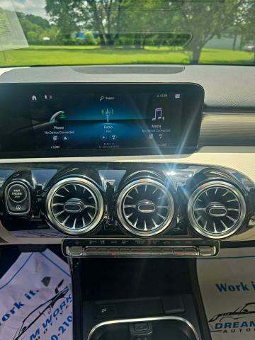 2022 Mercedes-Benz A-Class A 220 FWD