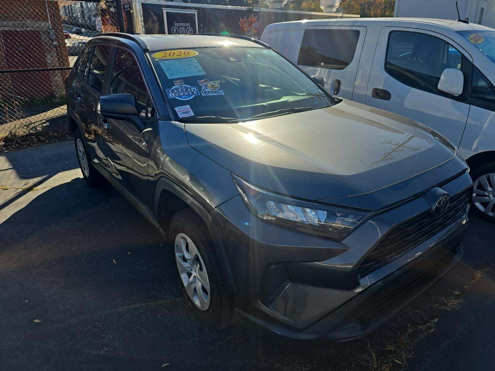 2020 Toyota RAV4 LE FWD