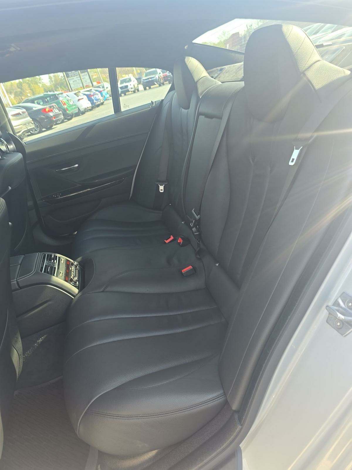 2016 BMW 6 Series 640i RWD