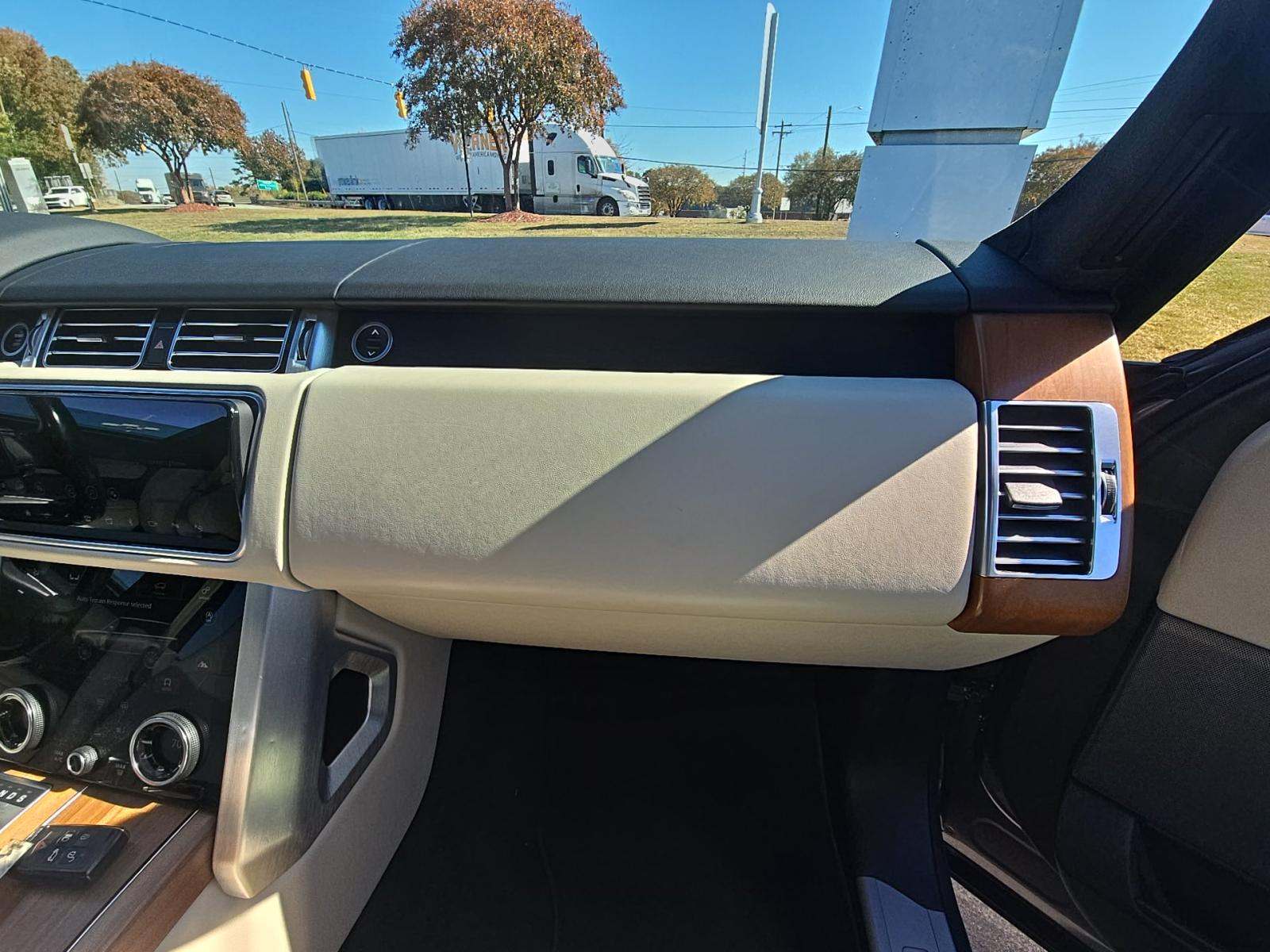 2021 Land Rover Range Rover Westminster AWD