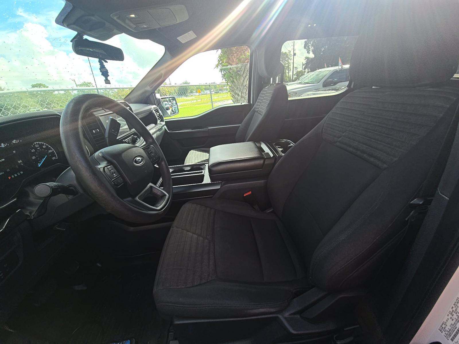 2022 Ford F-150 XL RWD