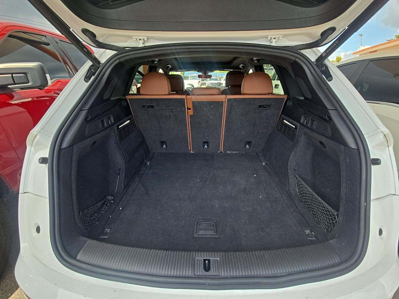 2023 Audi Q5 S line Premium Plus AWD