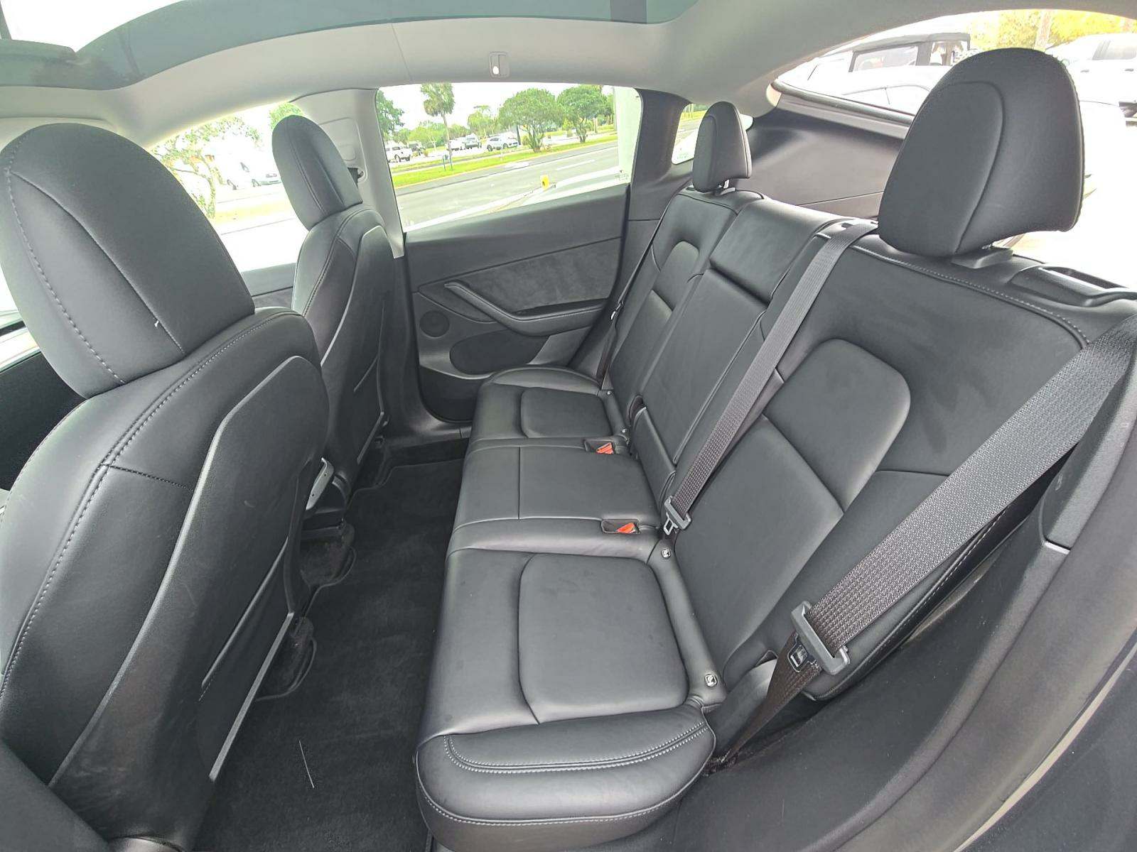 2022 Tesla Model Y Long Range AWD