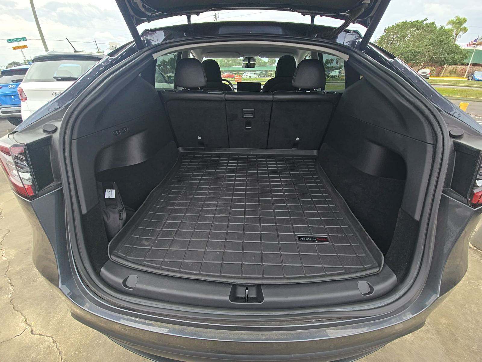 2022 Tesla Model Y Long Range AWD