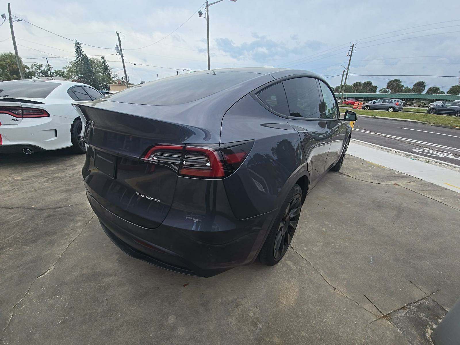 2022 Tesla Model Y Long Range AWD