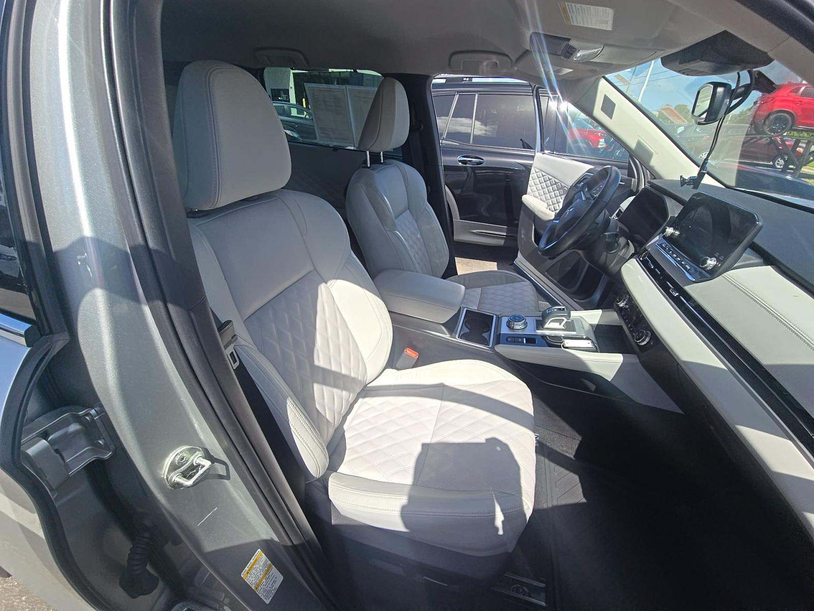 2023 Mitsubishi Outlander PHEV SEL AWD