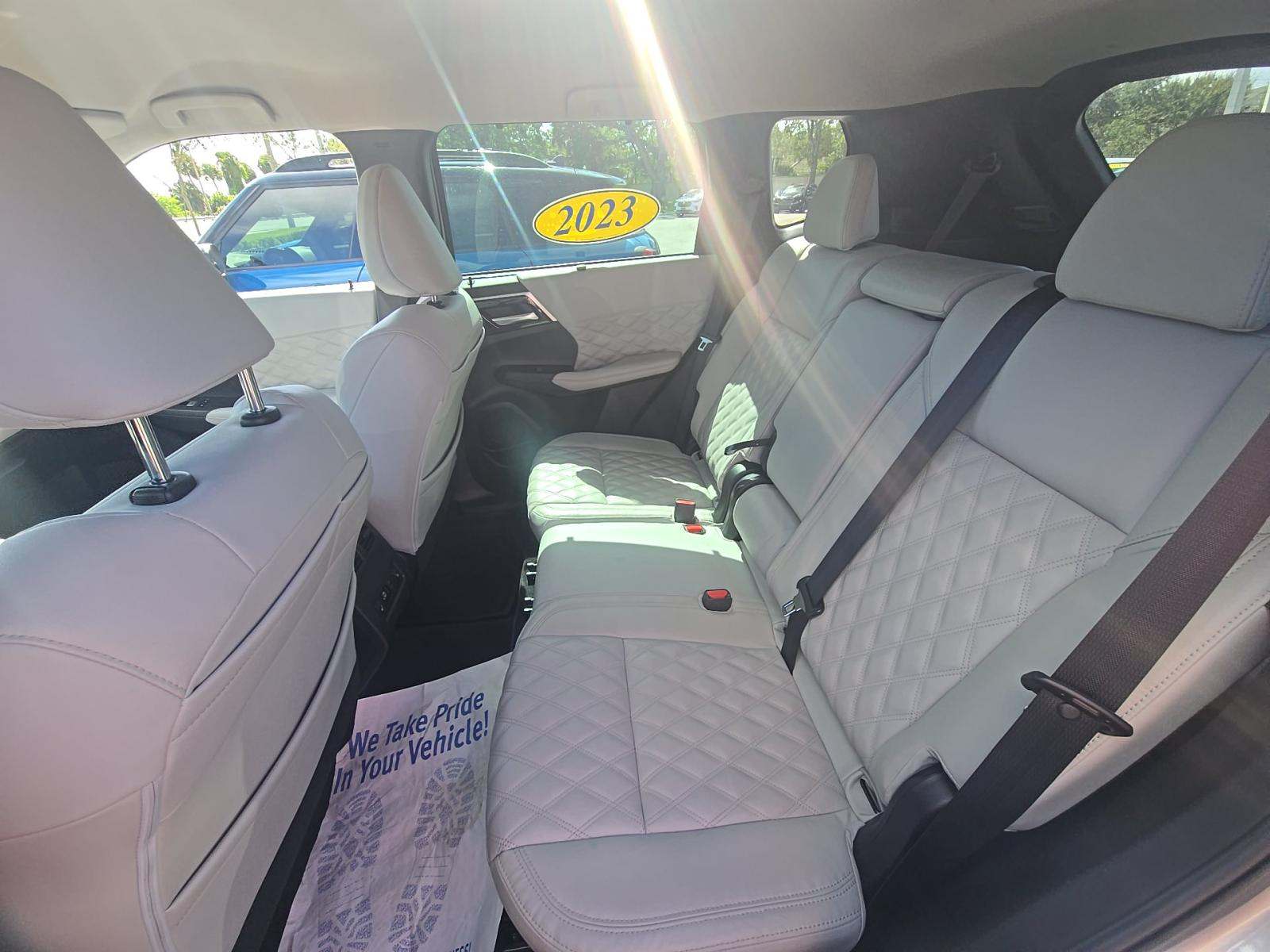 2023 Mitsubishi Outlander PHEV SEL AWD