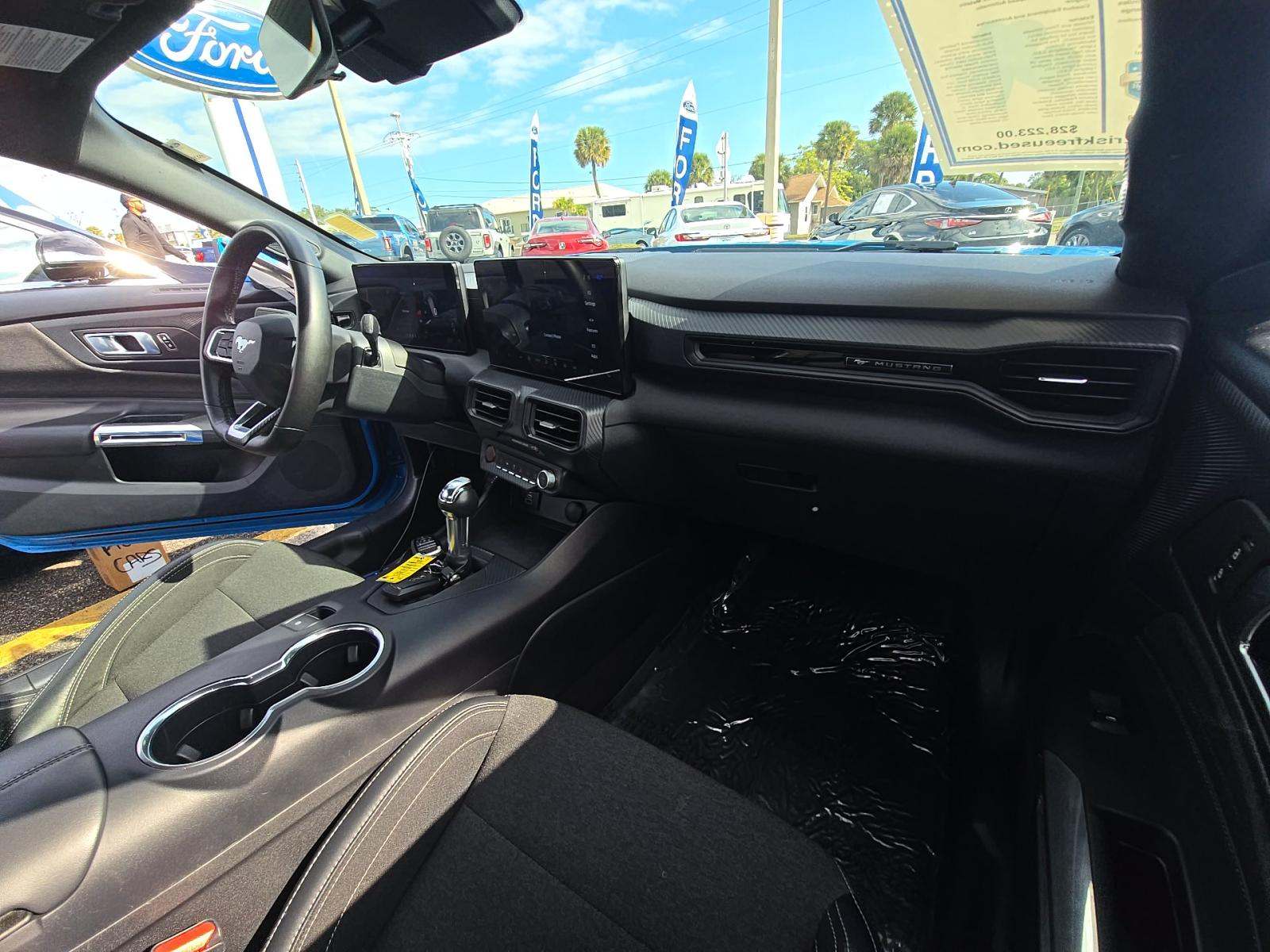 2024 Ford Mustang EcoBoost RWD