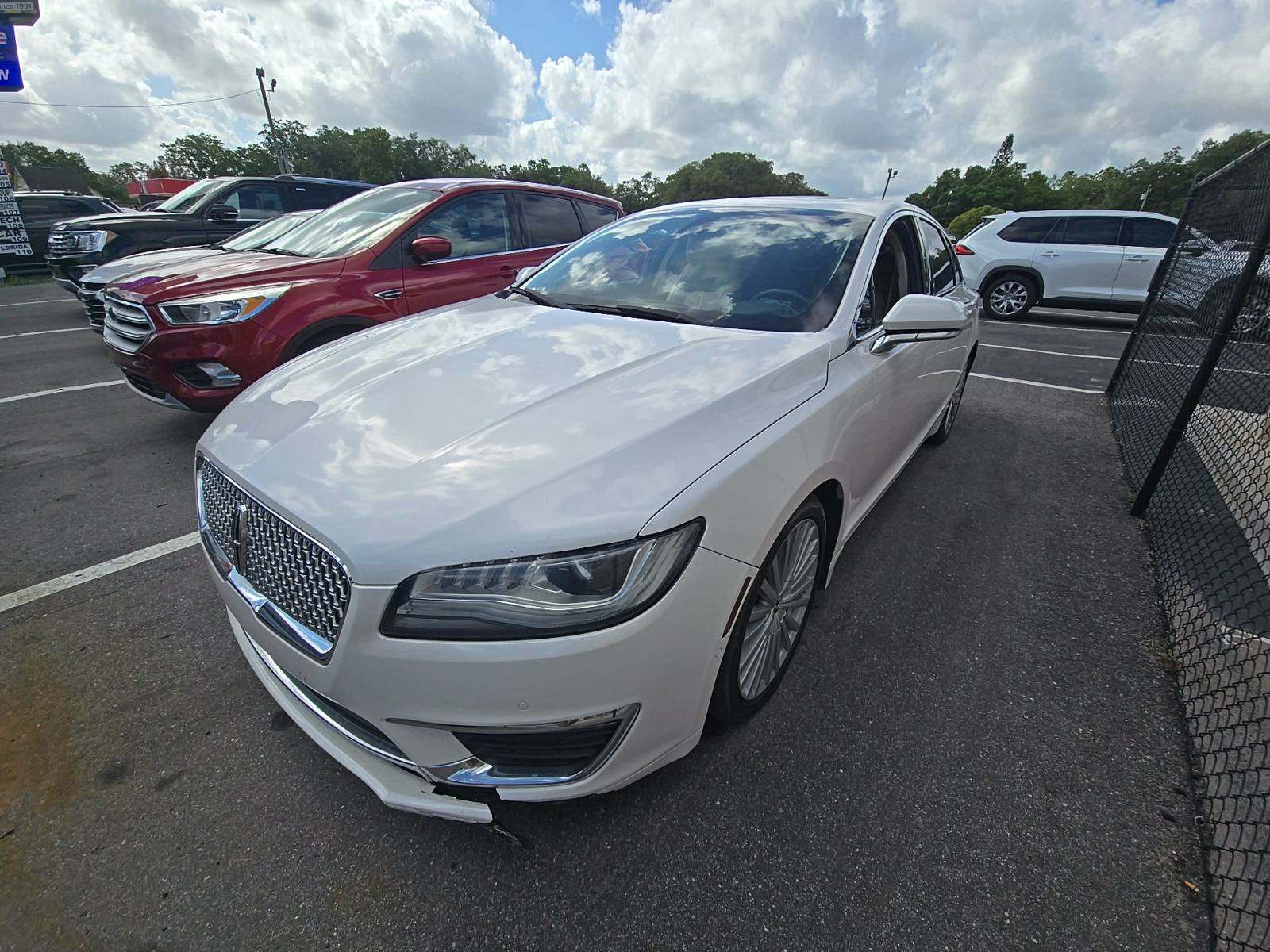 2017 Lincoln MKZ Hybrid Reserve FWD