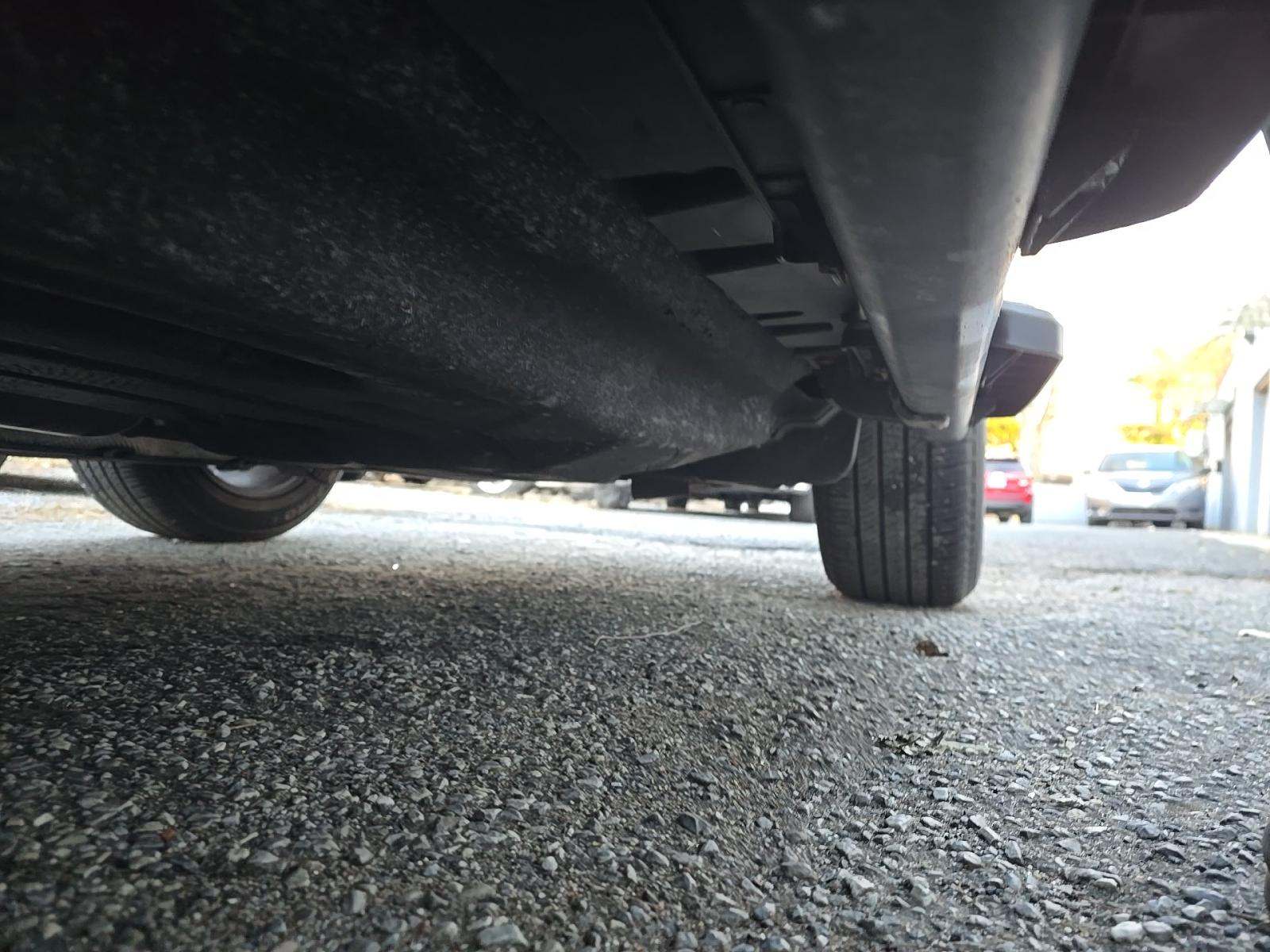 2023 Land Rover Defender 110 X-Dynamic SE AWD