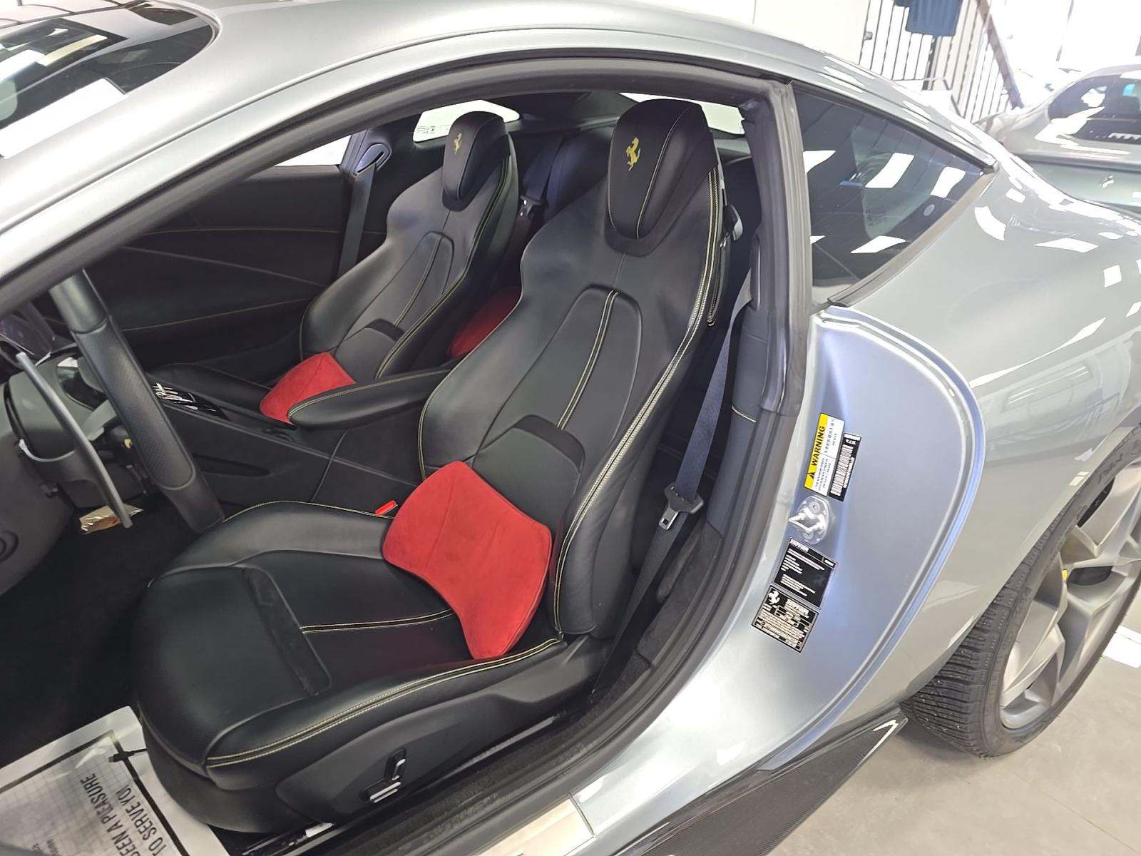 2021 Ferrari Roma Base RWD