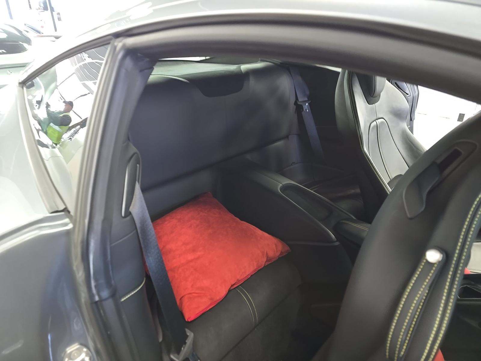 2021 Ferrari Roma Base RWD