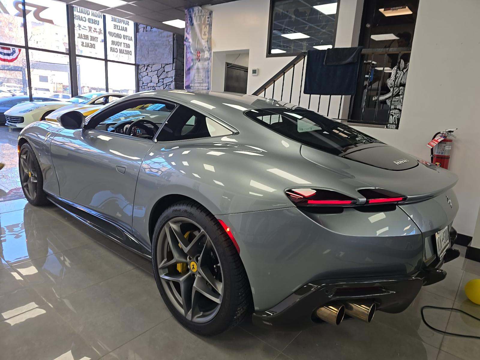 2021 Ferrari Roma Base RWD