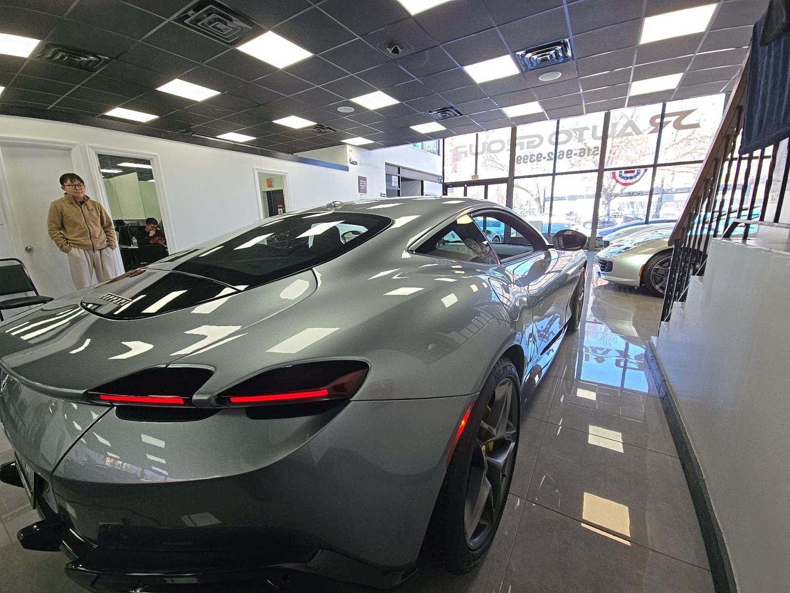 2021 Ferrari Roma Base RWD