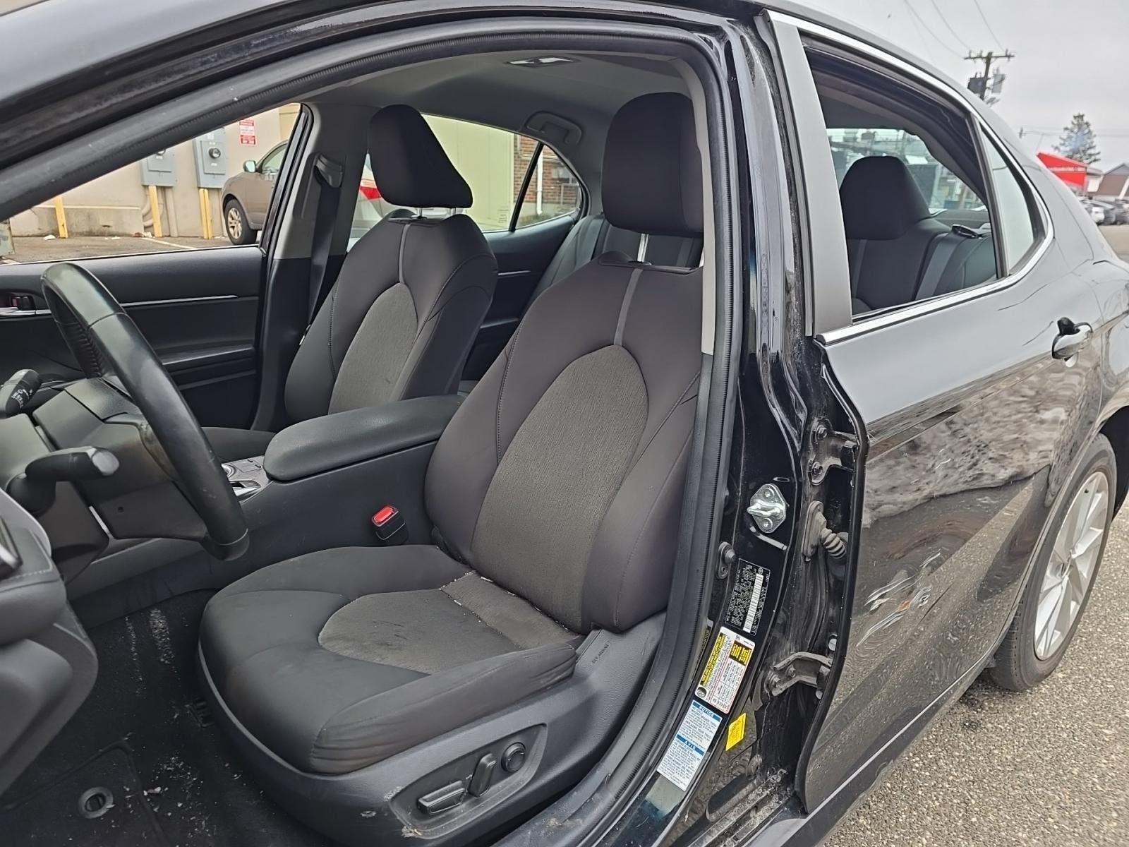 2022 Toyota Camry LE AWD