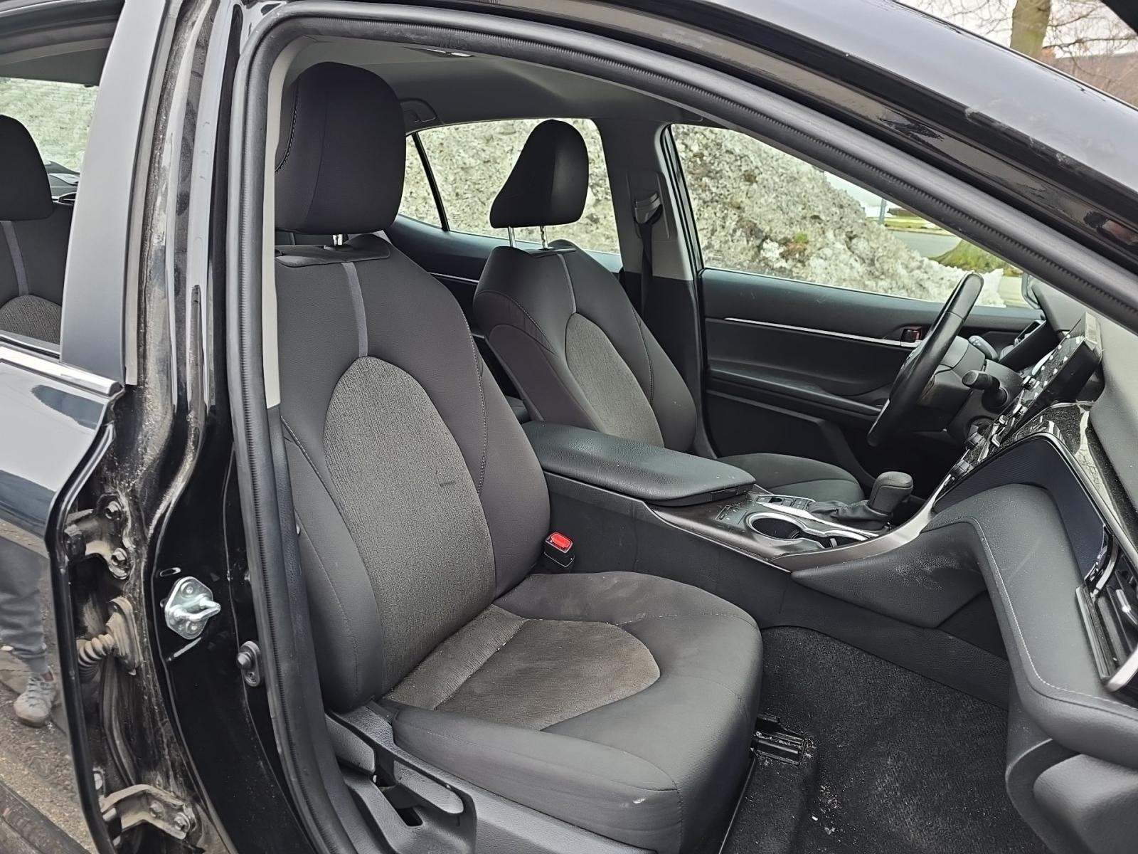 2022 Toyota Camry LE AWD